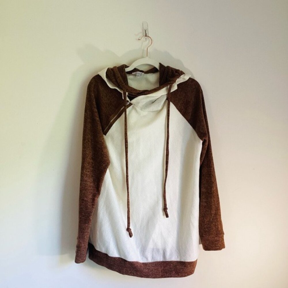 White Birch Brown & White Two Tone Hoodie Soft & Cozy Size XL